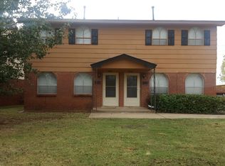 2627 Elwood Dr, Edmond, OK 73013