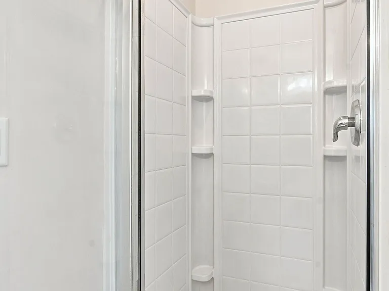 2834 Creekbend Dr — Photo 21