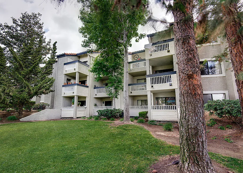 Parkside Court