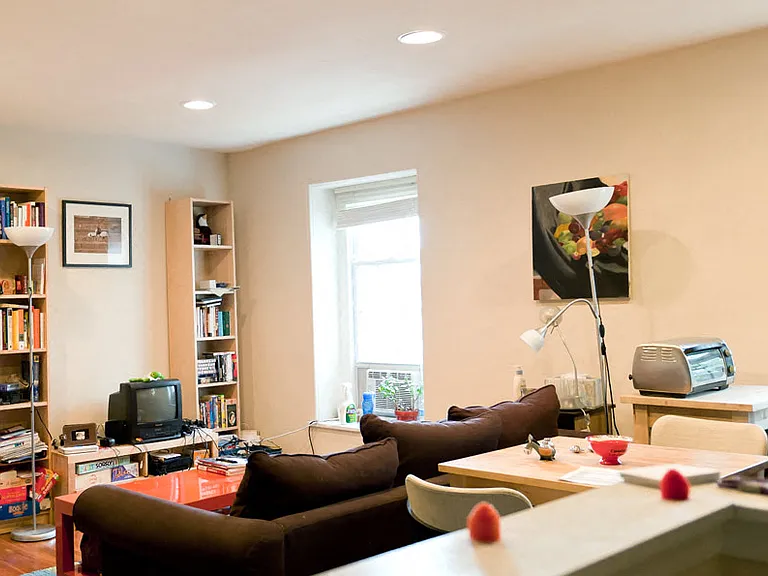 359 Lyceum Ave — Photo 12