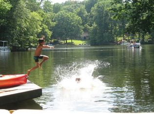 3426 Greentree Dr, Falls Church, VA 22041