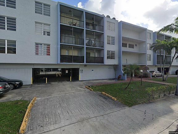 2nd image of 1225 NE 124th St #411