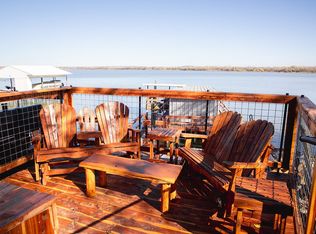 6902 Quarteroaks Dr, Azle, TX 76020