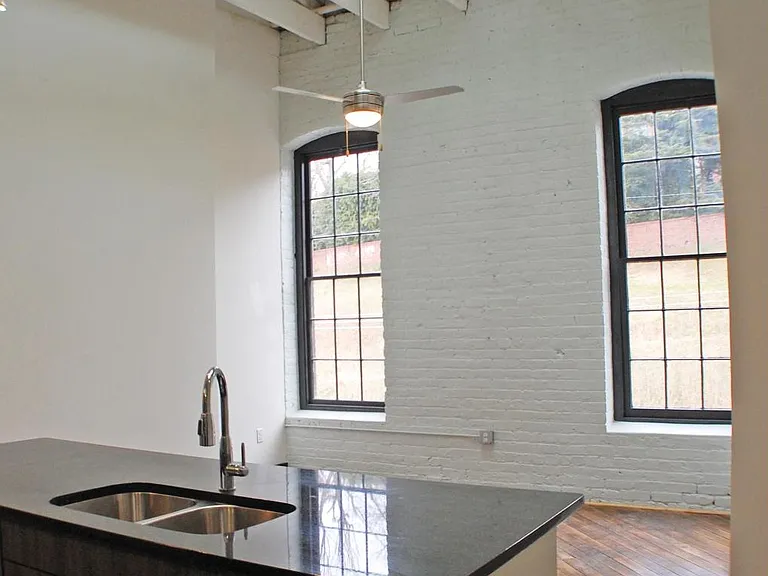 Garber Gables at Franklin Place — Photo 7
