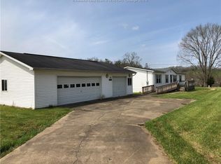 7110 Gay Rd, Ripley, WV 25271