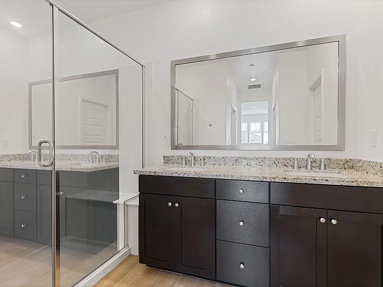 1072 Caraballo Dr — Photo 22