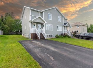 21 Naples Dr, Moncton, NB E1G0Y1