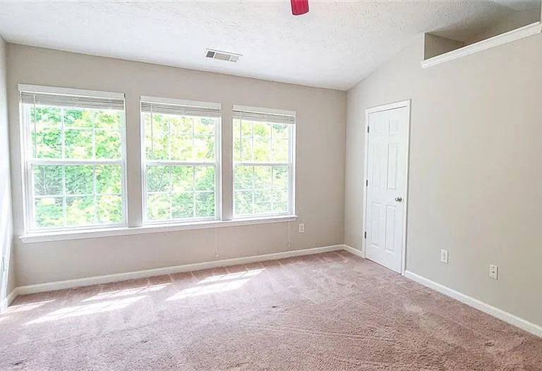 1426 Penhurst Dr — Photo 11