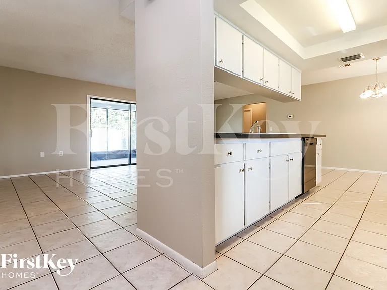 7704 Riverdale Dr — Photo 6