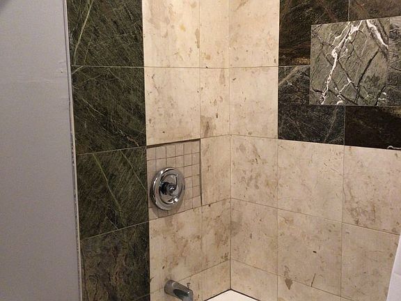 4th image of 6610 S Kenwood Ave #6612-109