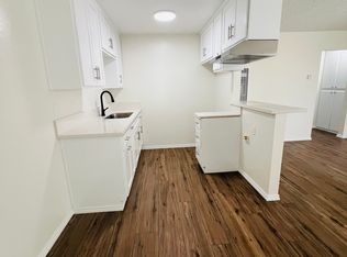 11892 Oxford Ave APT 5, Hawthorne, CA 90250