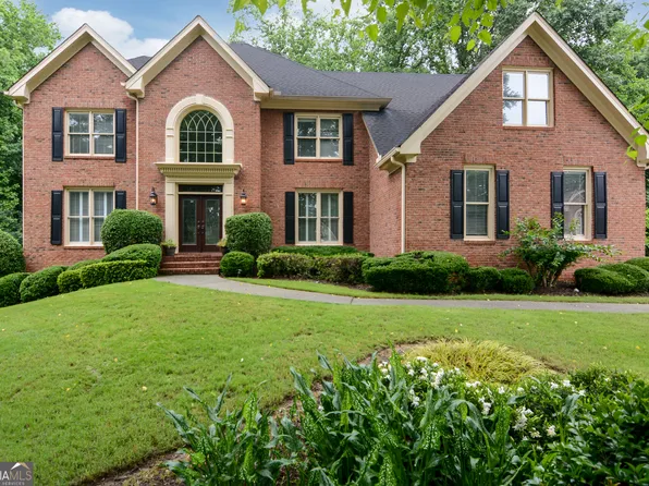 5404 Chaversham Ln, Peachtree Corners, GA 30092