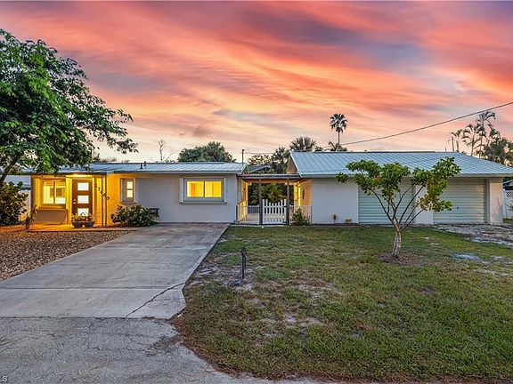 3rd image of 27660 Riverdale LN