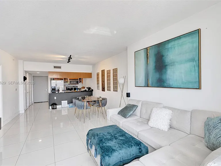 1750 N Bayshore Dr #2510 — Photo 16
