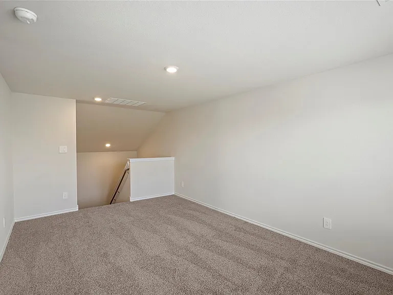 722 Sweet Pea Dr — Photo 13