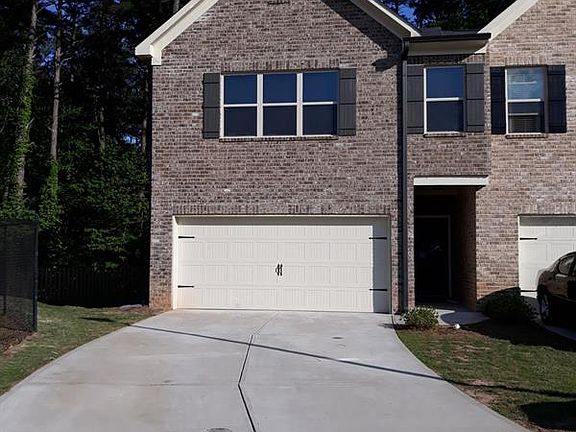 4th image of 271 Green Bridge Ct