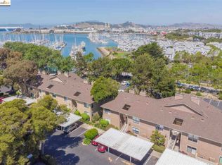 180 Shoreline Ct, Richmond, CA 94804