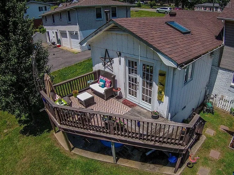 2606 Tiffany Dr — Photo 3