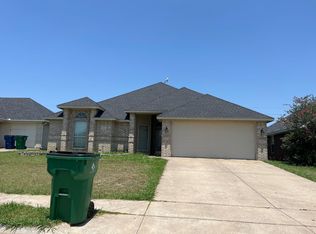 627 Brenna Rd, Waxahachie, TX 75165