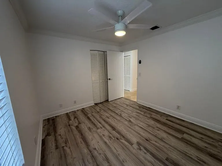 7657 Sanctuary Dr — Photo 8