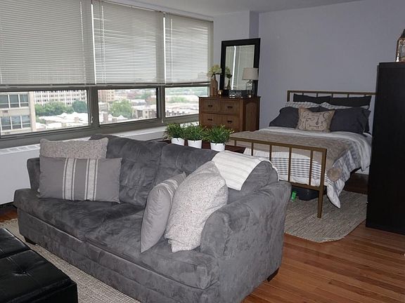 5th image of 3550 N Lake Shore Dr APT 1123