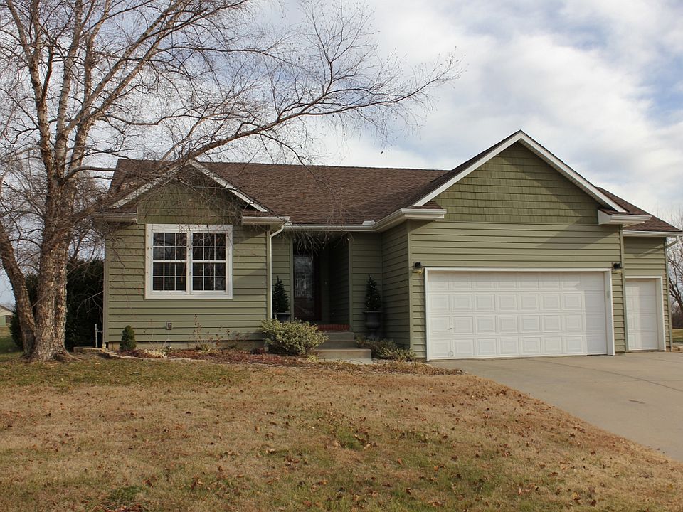 1st image of 1310 E Glenview Dr