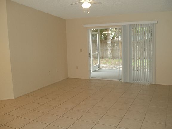 3rd image of 4008 Palau Dr Unit 19