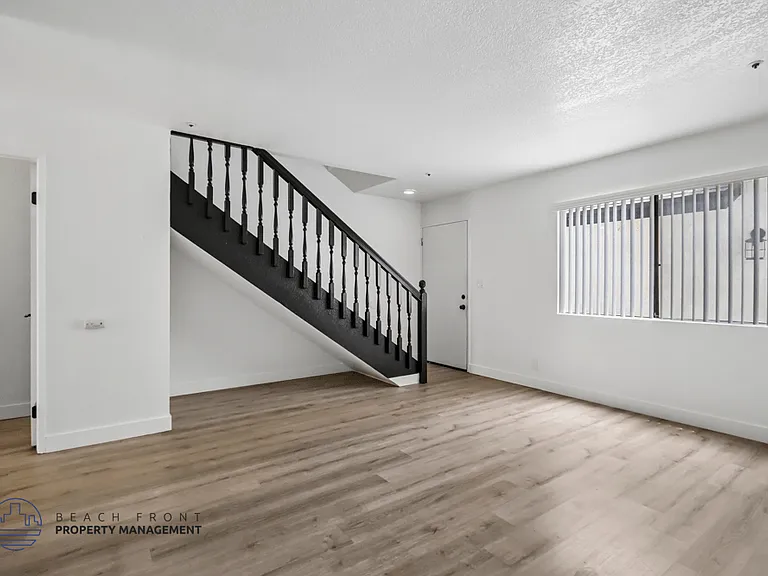 13881-13891 Cedar St. and 13872-13882 Locust St. — Photo 49