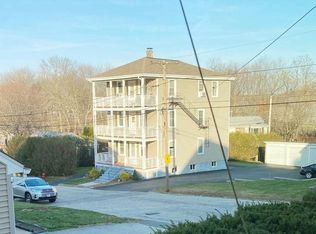 118 Glendale Ave APT 1, Woonsocket, RI 02895