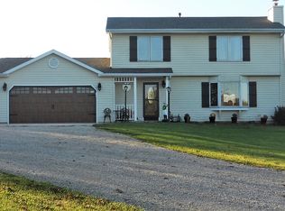 4555 108th St, Franksville, WI 53126