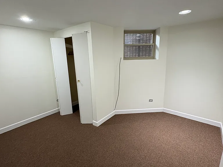 6641 N Ashland Ave #G — Photo 12