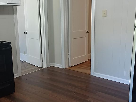 5th image of 722 Shelby St #1