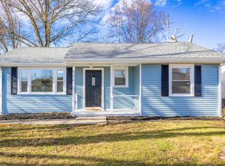 592 Fairview Dr, Columbus, IN
