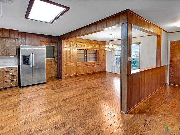 4th image of 711 Northgate Rd