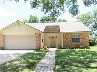 3009 Longhorn Dr, Rosenberg, TX 77471