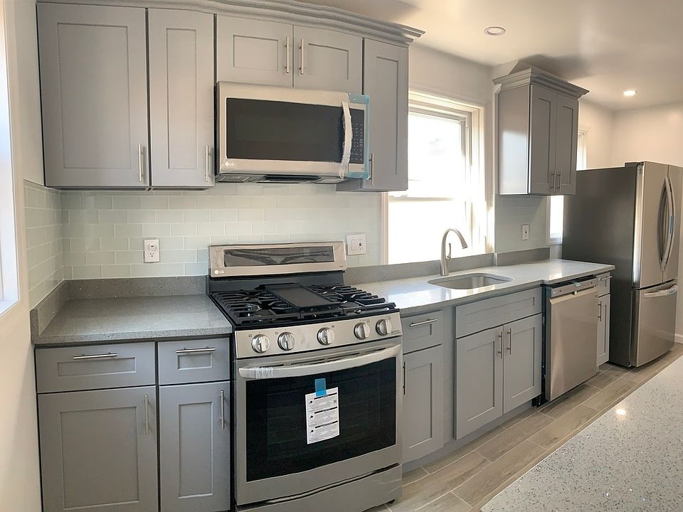 1st image of 4106 48th St