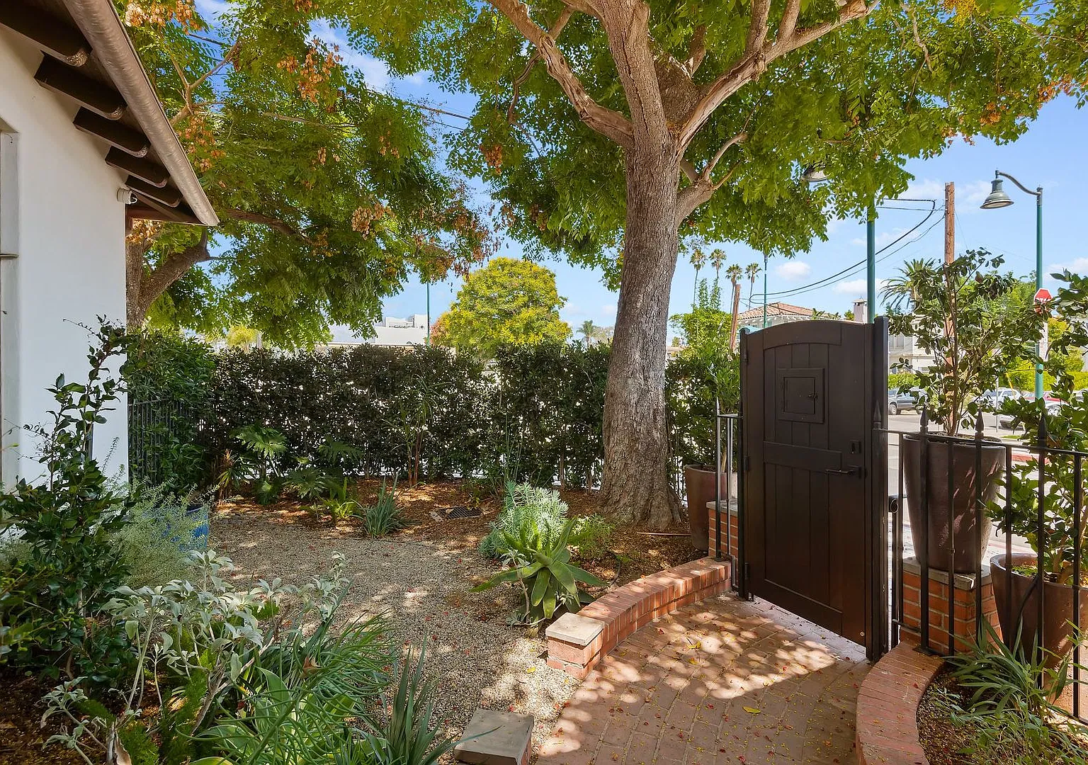 Stunning Property For Lease ~ Experience The Santa Barbara Life! — Photo 4
