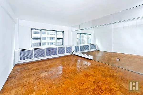 Rented by Halstead Real Estate | media 10