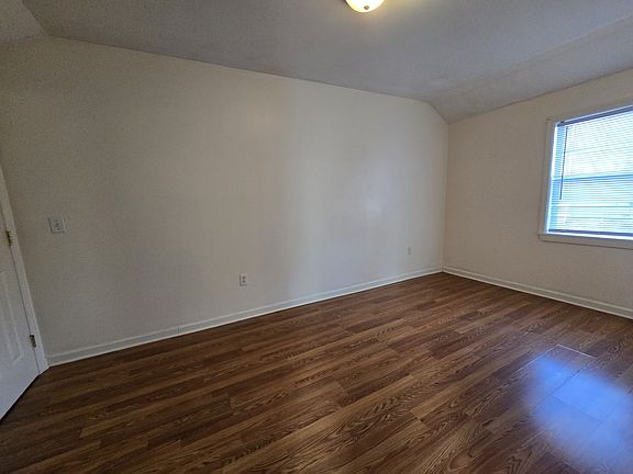 5th image of 104 William St #4