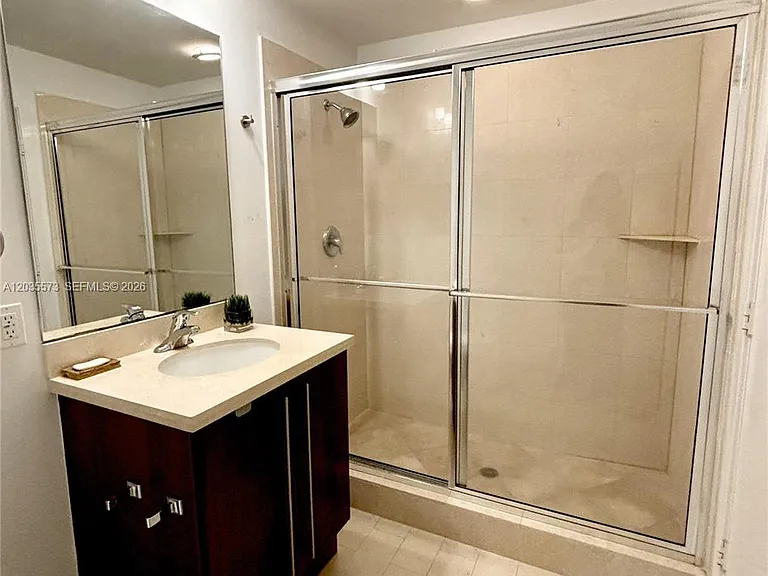 79 SW 12th St #4012 — Photo 18