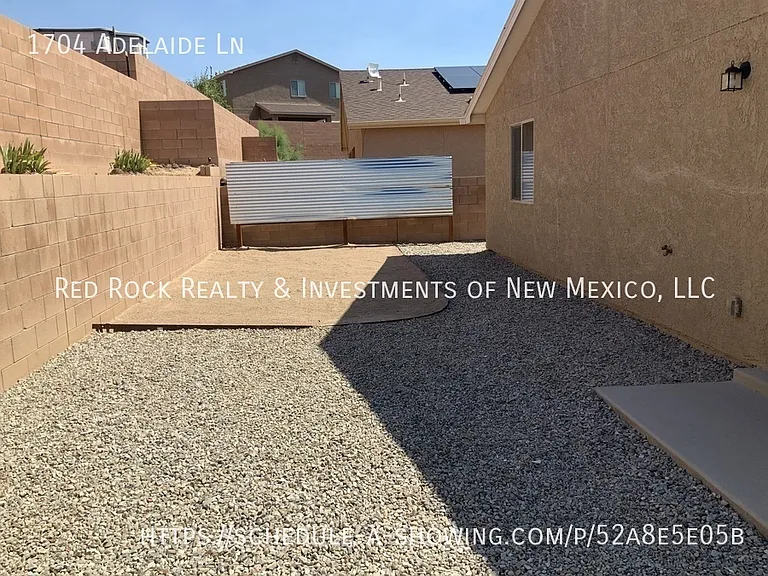1704 Adelaide Ln — Photo 22