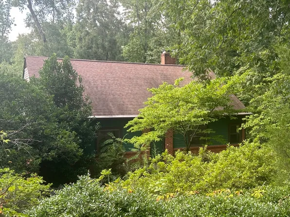 335 Summit Ct SE, Concord, NC 28025