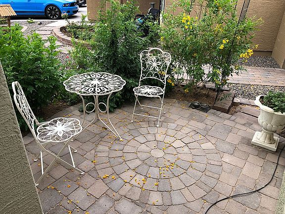 4th image of 329 N 21st Pl