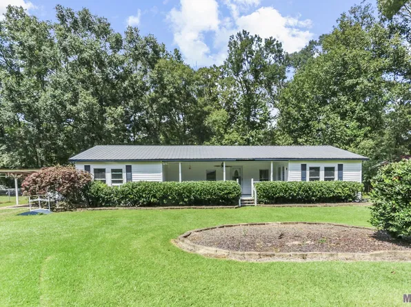 27183 Lazy Acres Rd, Walker, LA 70785
