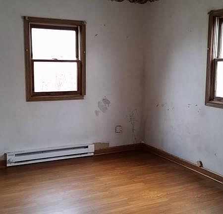 4th image of 728 E Paint St
