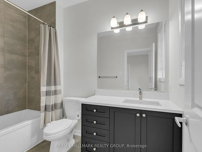173 Lynn Coulter St — Photo 20