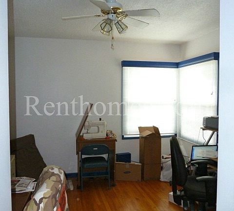 4th image of 6481 Glenroy St