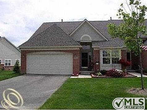 5473 Elmhurst.jpg