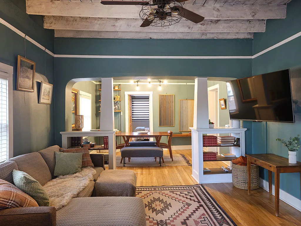 4 bed, 1700 sqft, $5,500 — Photo 4