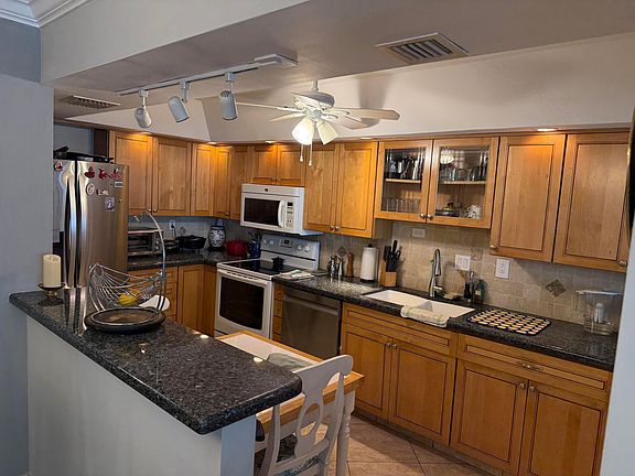4th image of 3430 Galt Ocean Drive #1209